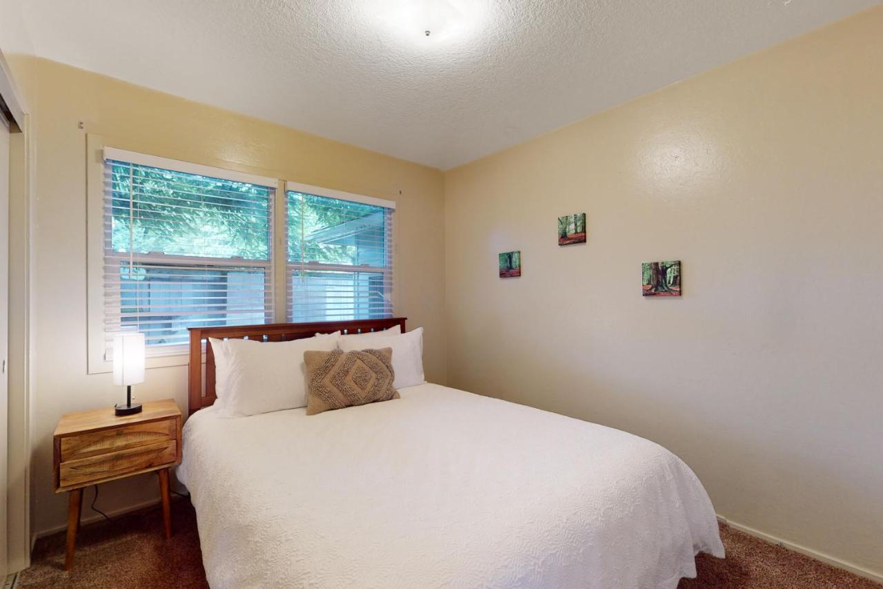 Dean Getaway Villa Eureka Bagian luar foto