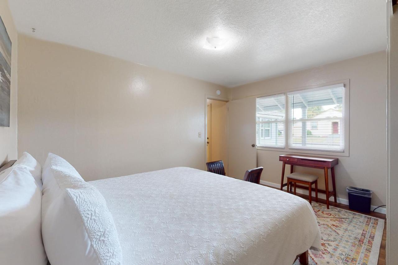 Dean Getaway Villa Eureka Bagian luar foto